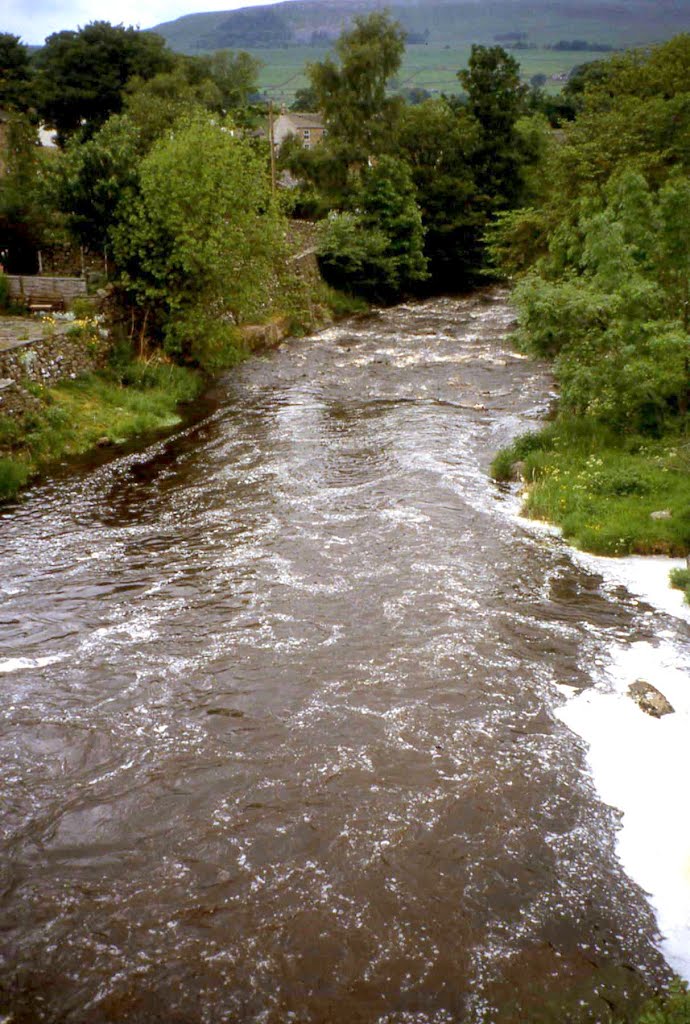 RIVER BAIN, Bainbridge, North Yorkshire. (See comments box for story). by Roy Pledger