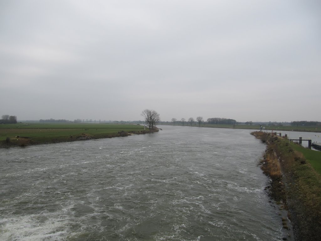 View over river Maas from the John S. Thompson Brug by Willem Nabuurs