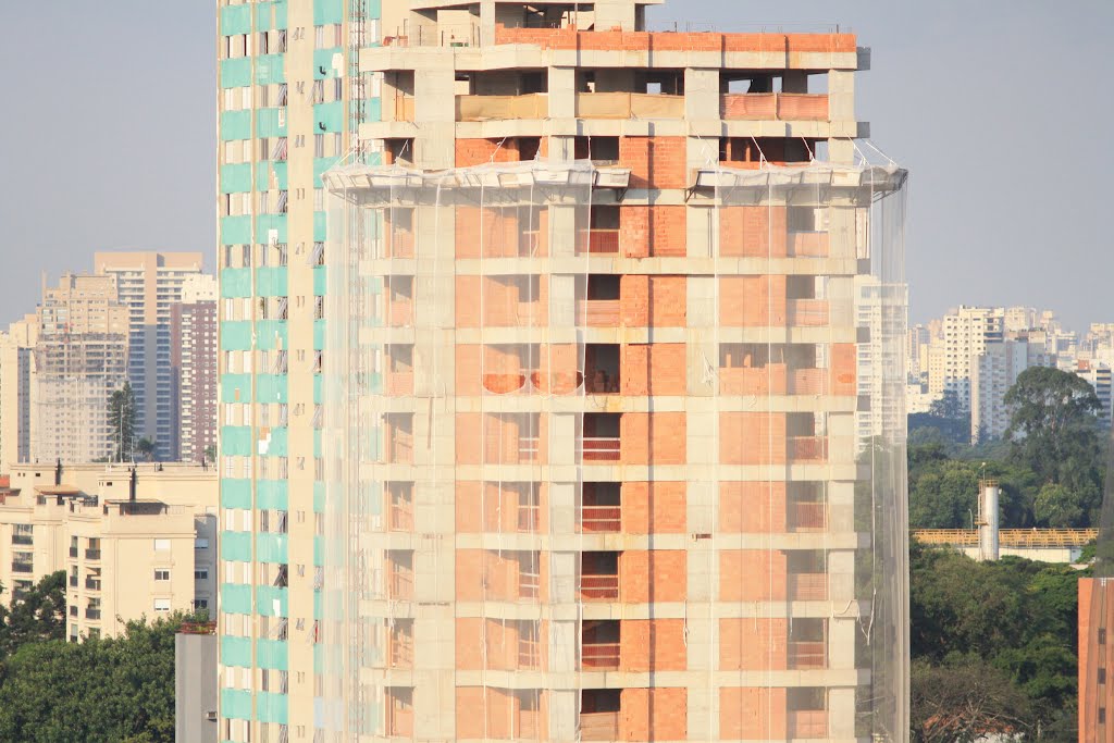 Vista de São Paulo do Bairro de Santo Amaro no 16º andar by Todo Poderoso