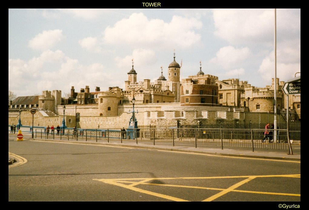 London, Tower by GyurIca