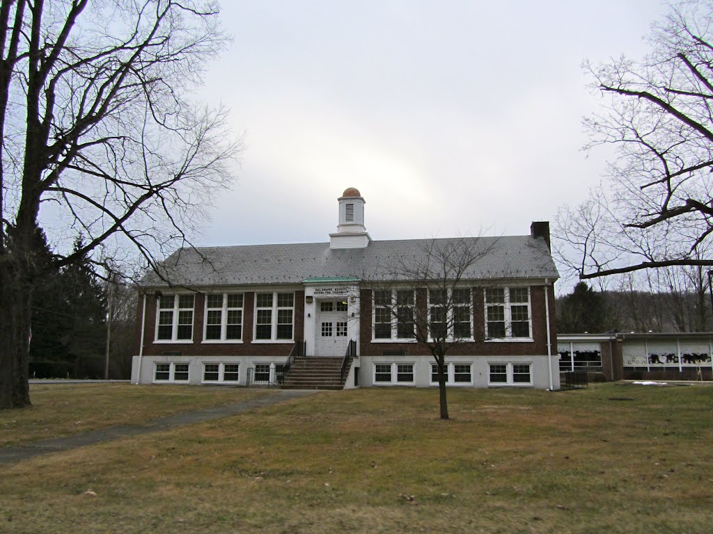 Knowlton Elementary School by Adam Elmquist