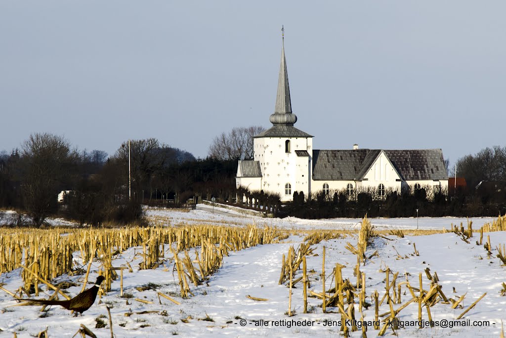 Vilstrup kirke set fra syd by Jens Klitgaard