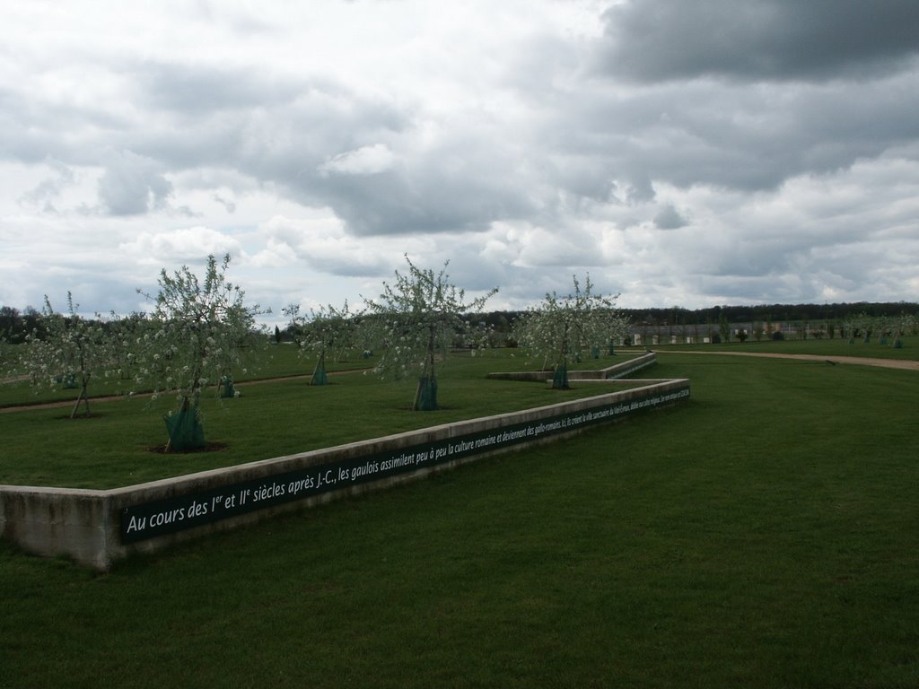 Gisacum - Jardin archéologique des thermes gallo-romains-Les bandes narratives by Laurent Guyard