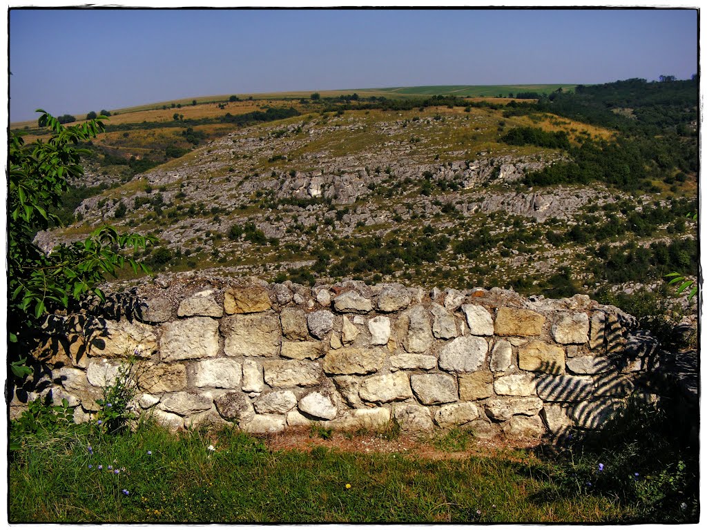 Medieval Town Cherven - Northern Wall by zaro1965