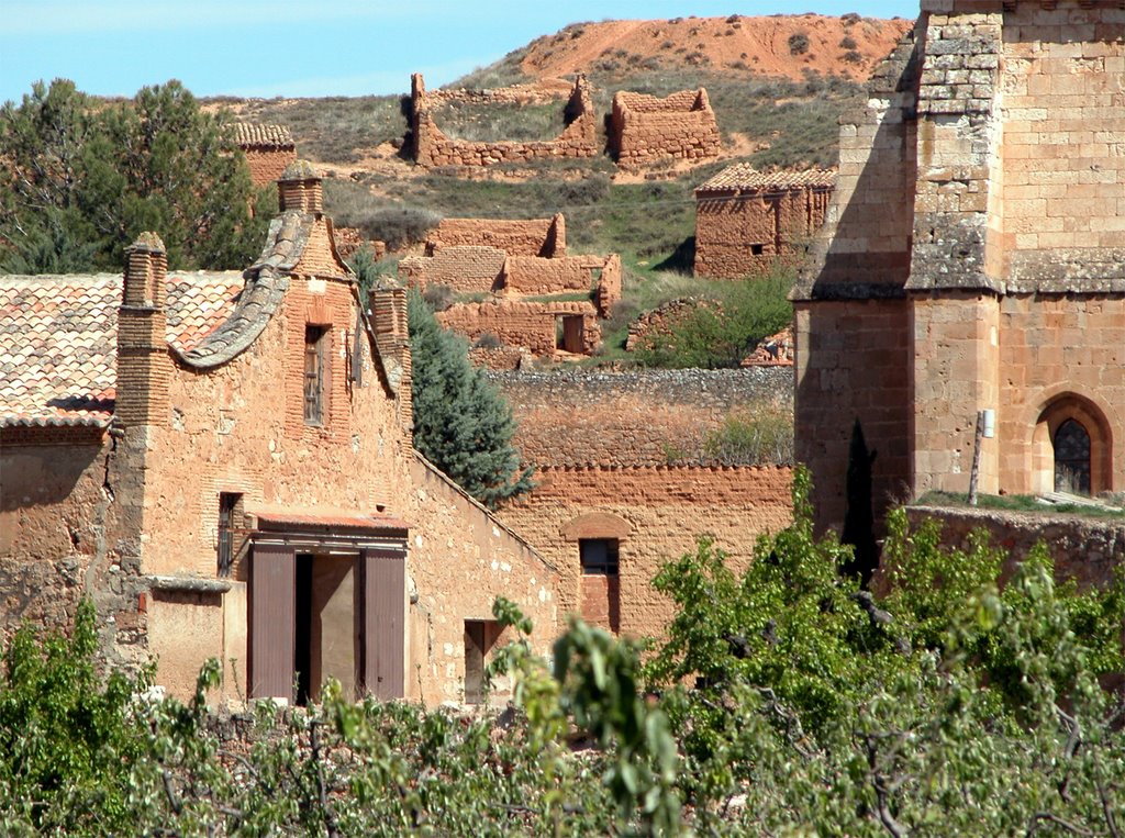 SANTA MARÍA DE HUERTA (Soria). Monasterio Cisterciense (sXII-XVI). by Carlos Sieiro del Nido