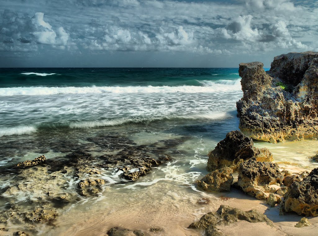 Isla Mujeres, México. by Antonio Cristerna