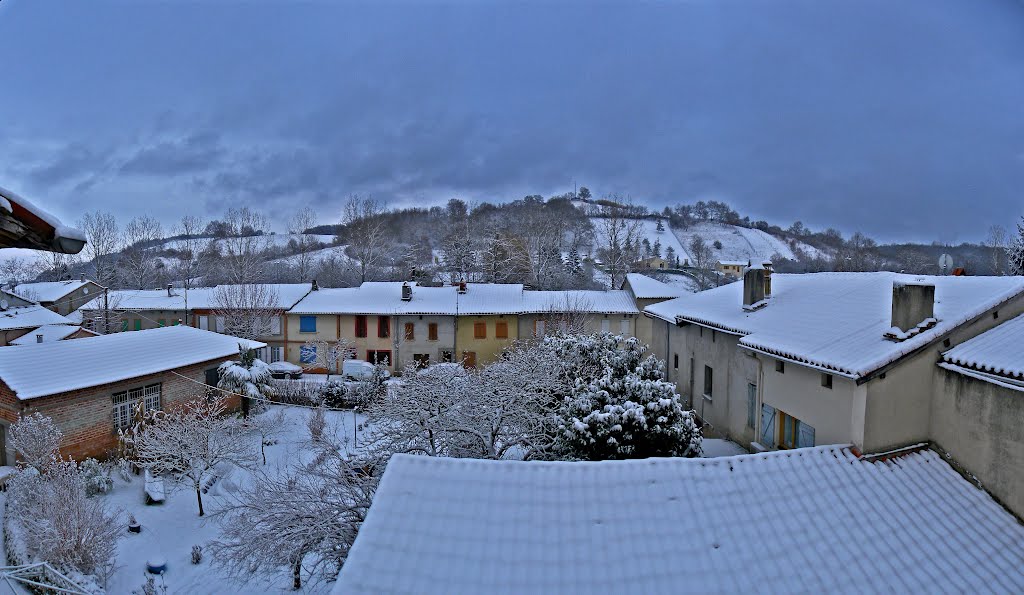 Alba d'aprèp la nèu - Galhac Tolzan de Tèrrafòrt by Franc Bardou