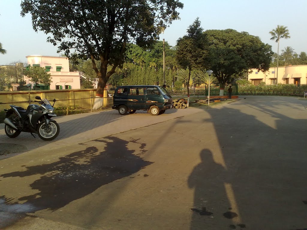 Entrance @ Kashipur UdyanBati by arijitbanik