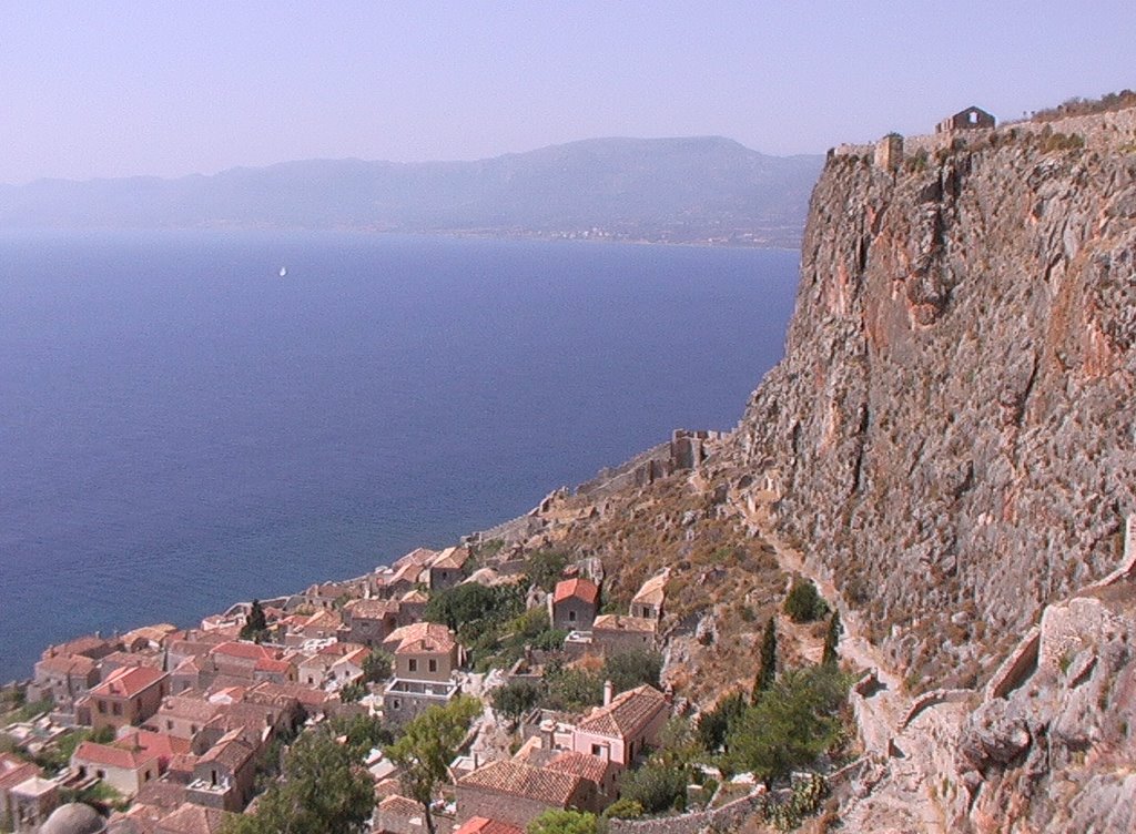 Monemvasia - Vue depuis l'Akropoli - 2004 by Jean-Luc Pierrat