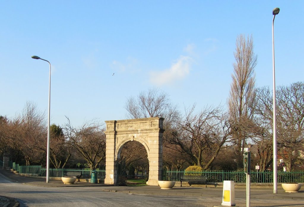 Letham Glen Entrance by terrygilley