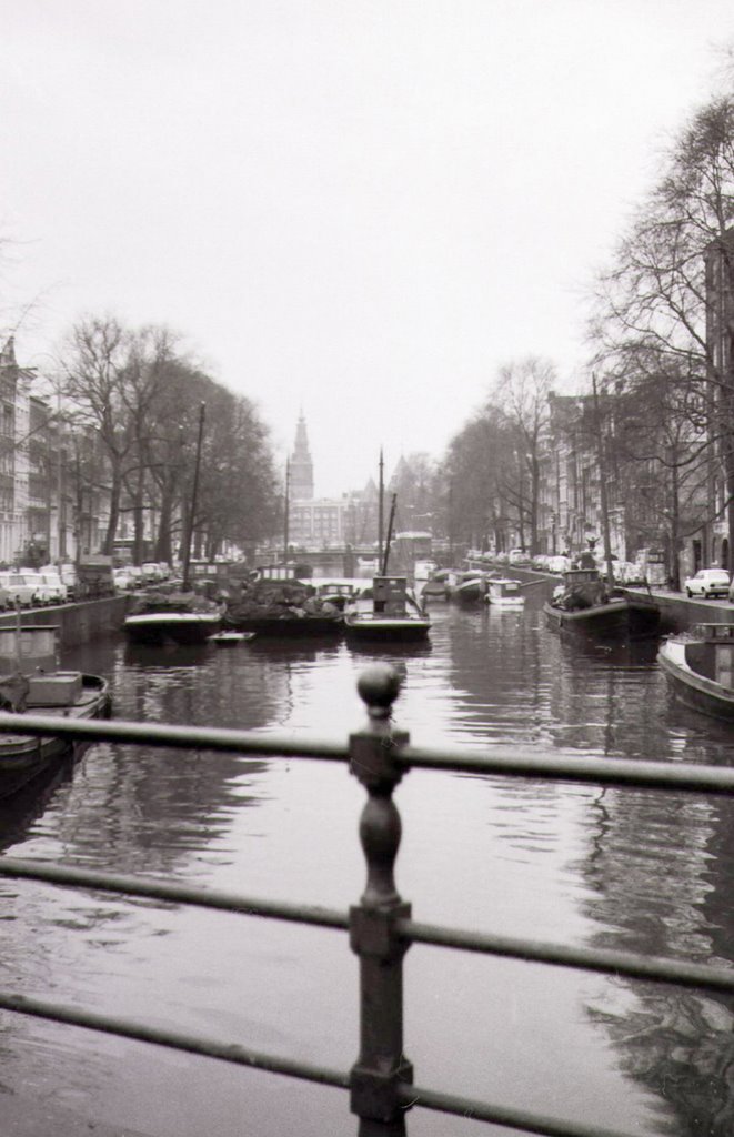 Holanda, Amsterdam, perspectiva by laura milani