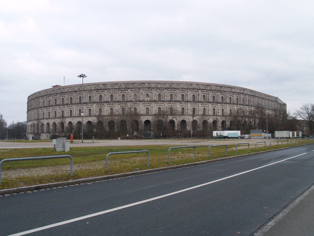 Die Kongreßhalle, Reichsparteitagsgelände. Nürnberg by Gorka Aranzabal