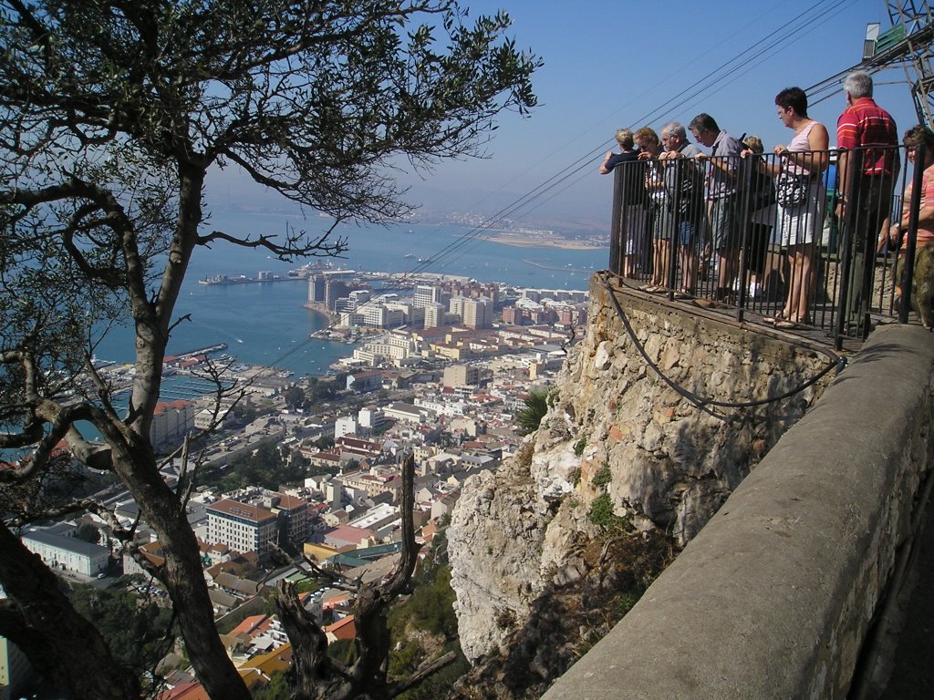 Gibraltar oct. 2005 by Jocelyn Sirois