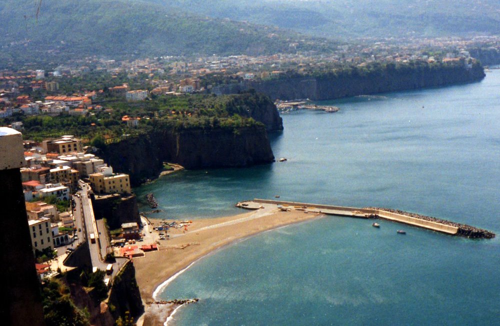 Vista desde Montechiaro - Llegando a Sorrento by eduardosch