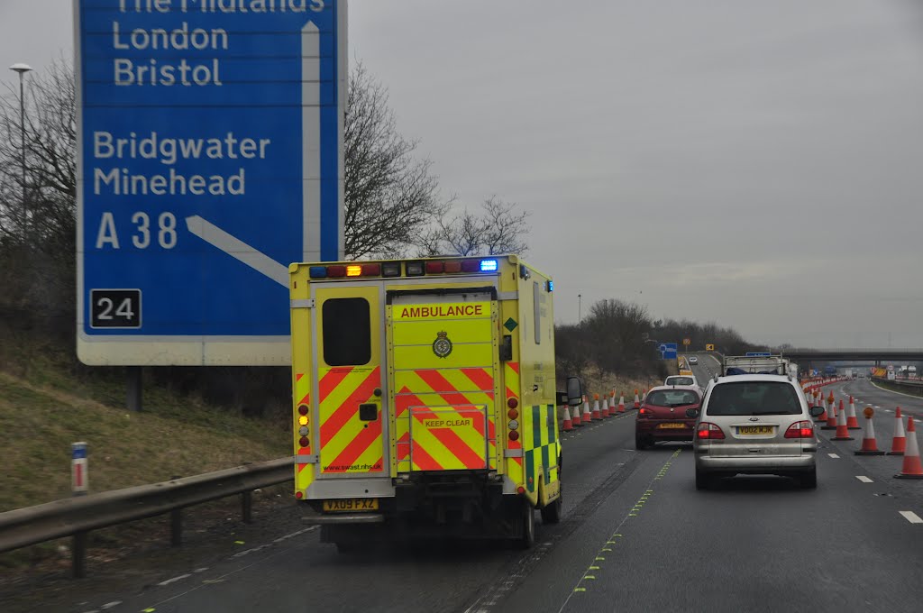 Sedgemoor : M5 Motorway Northbound by A Photographer