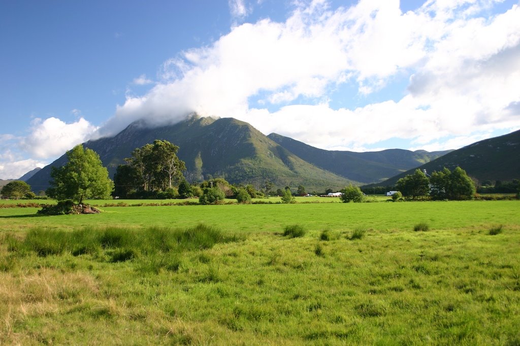 Tsitsikamma Berge by Dr. Thomas Wagner