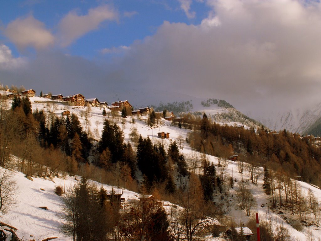 Bellwald / Hinten Skigebiet Ernergalen by Norbert Burgener