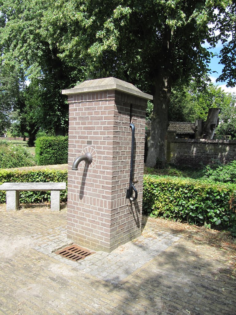 Waterpump at the Giesenplein by Willem Nabuurs