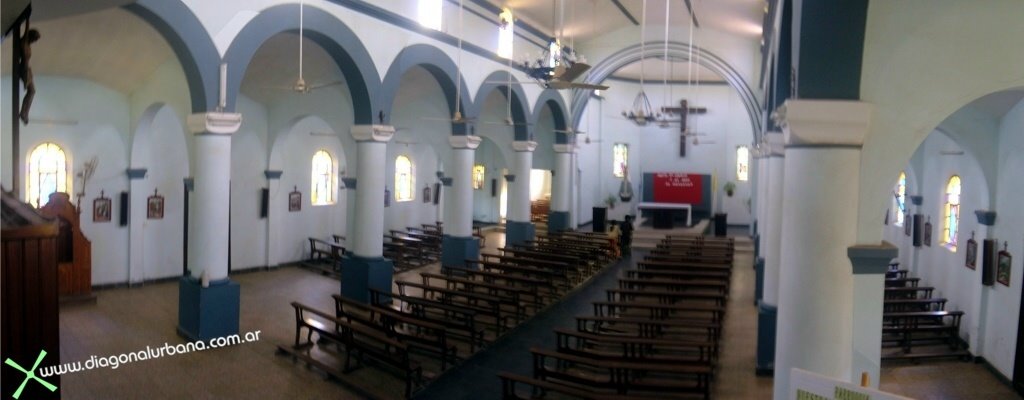 Parroquia Ntra. Sra. de Itati (Interior) by Cristian Asselle