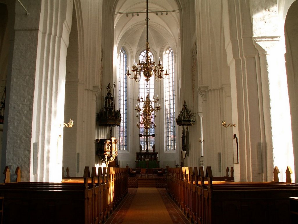 Haderslev Domkirkes interiør by Thorkild Sørensen