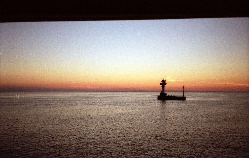 Leuchtturm Kieler Bucht 1992 by martin b.