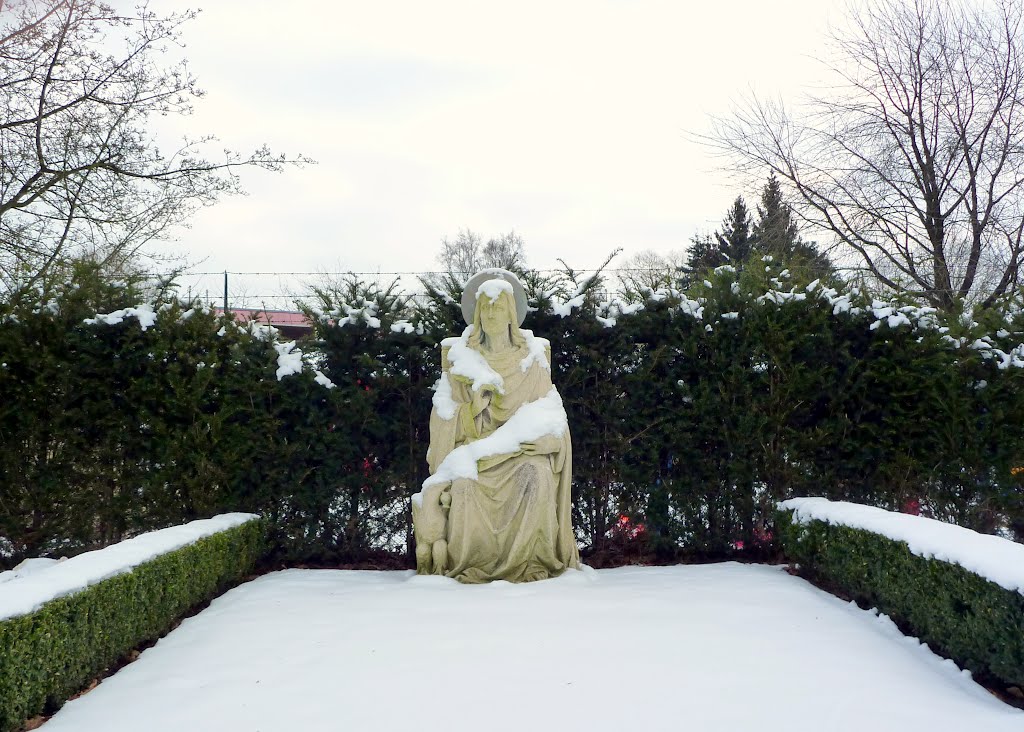 Heiligen beeld , Religious statue by Mart61