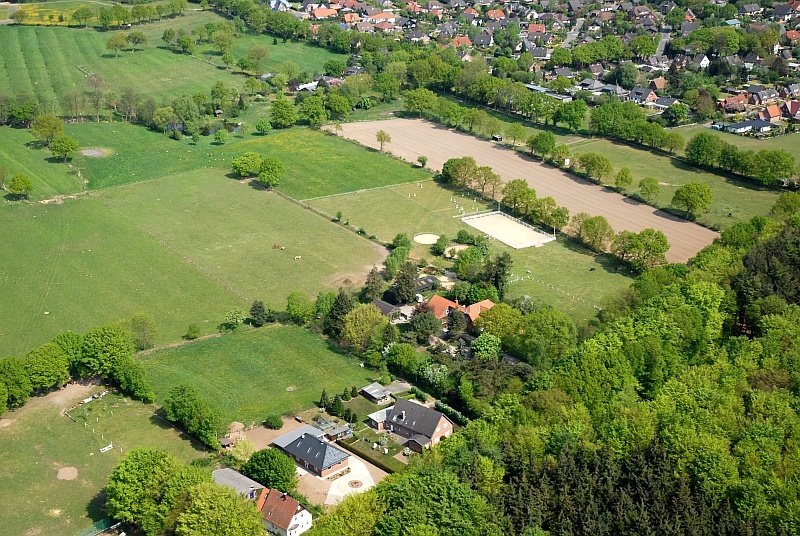 Burg (Dithm.), Tannenblick, 28.04.2007 by Heiner Jennes