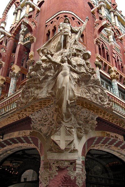 Palau de la Música Catalana, Barcelona by http://vladosisak.co…