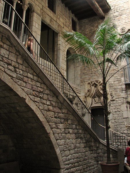 Picasso Museum, Barcelona. by http://vladosisak.co…