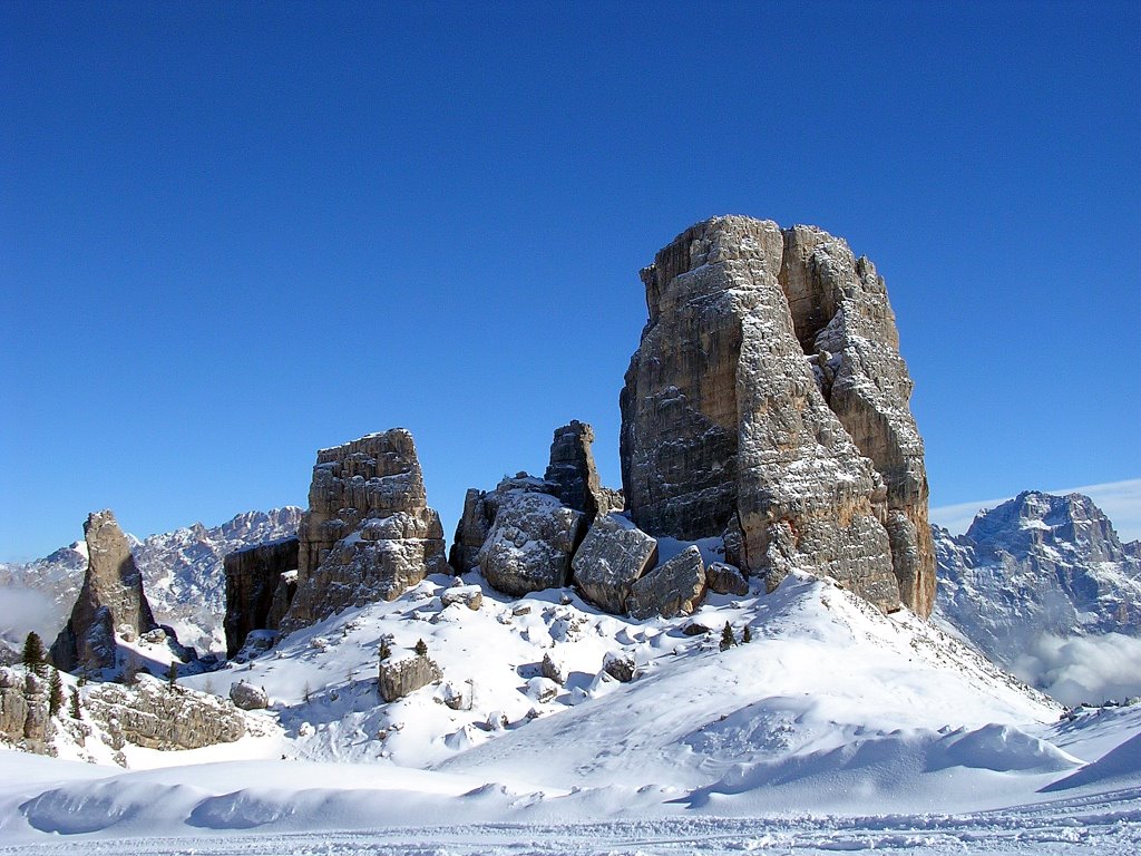 Le cinque Torri by Roberto De Bernardi