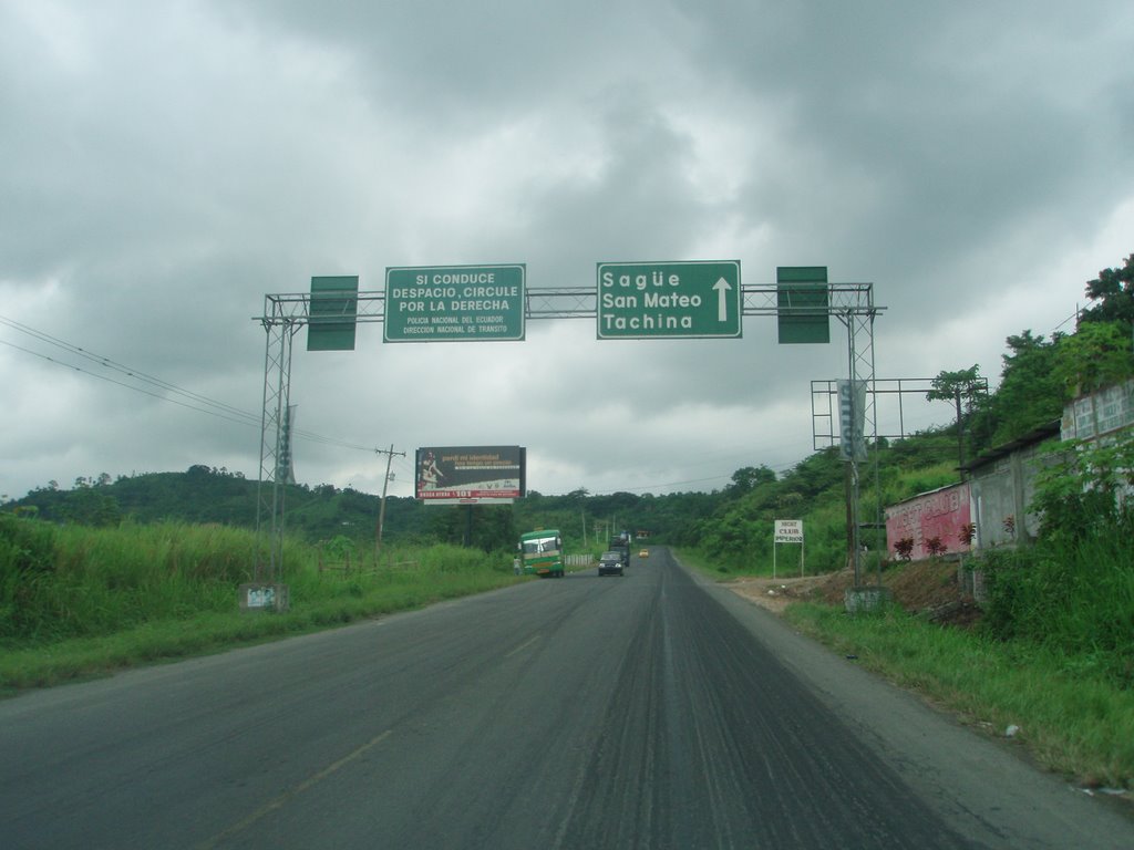 Via a Quito, Tachina, San Mateo, Chinca by Diego Santander