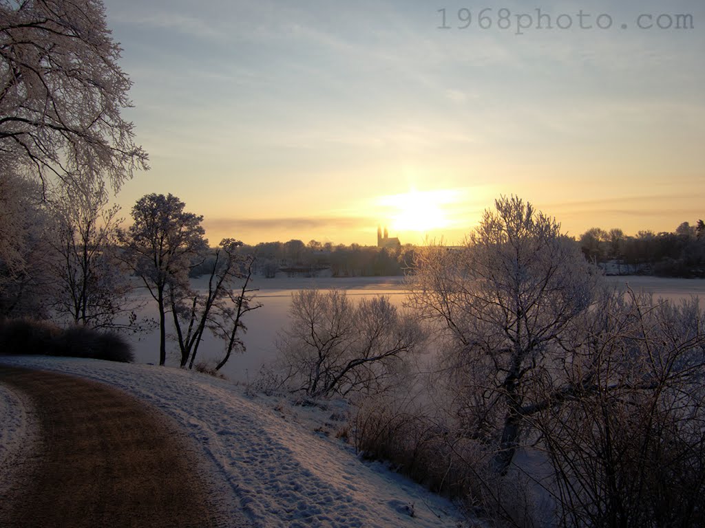 Walking to work at -18C, Stockholm 10-Feb-2012 by joho68