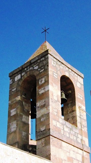 Campanile della Parrocchia S. Vito Martire con le sue tre campane by Dalla redaz. Notiz. Parr.