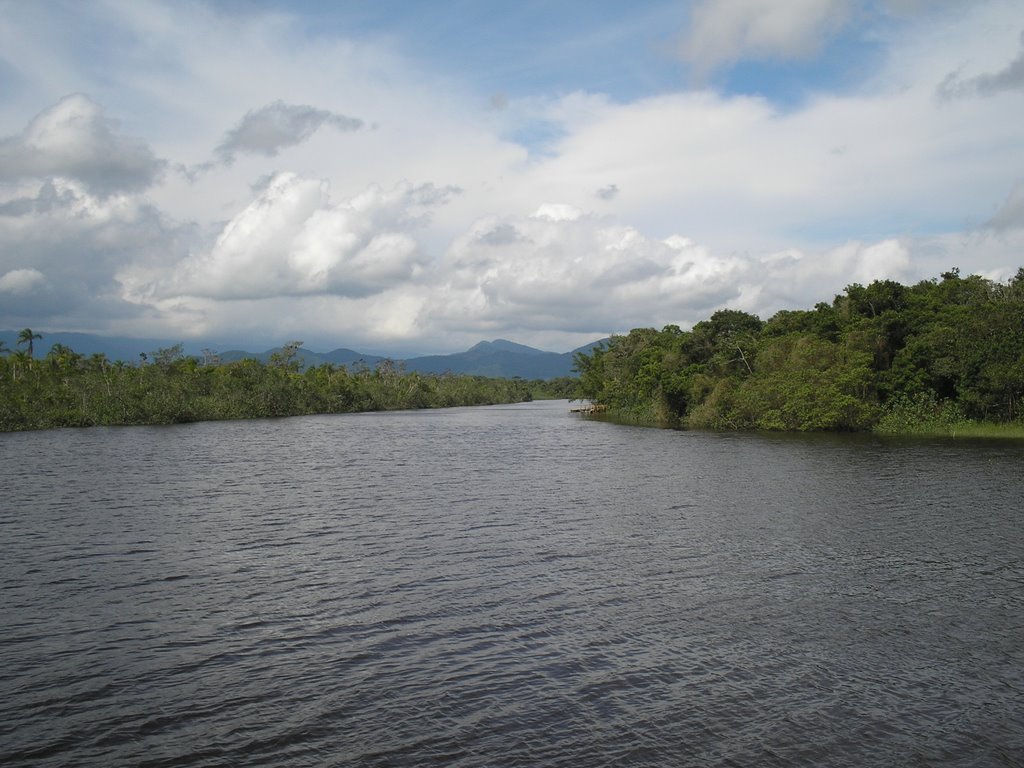 Início do Rio Itanhaém - Itanhaém - Brasil by Marcelo Parise Petaz…