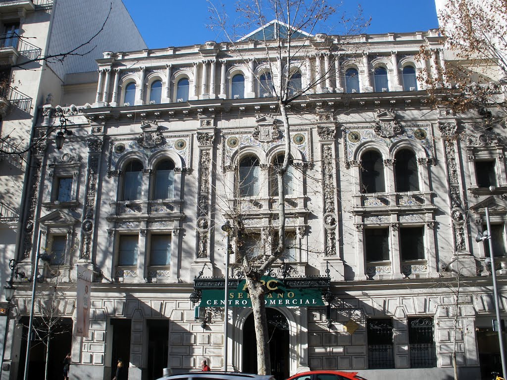 Centro Comercial ABC Serrano. Fachada de José López Sallaberry 1899. c/ Serrano 61 by nunila77