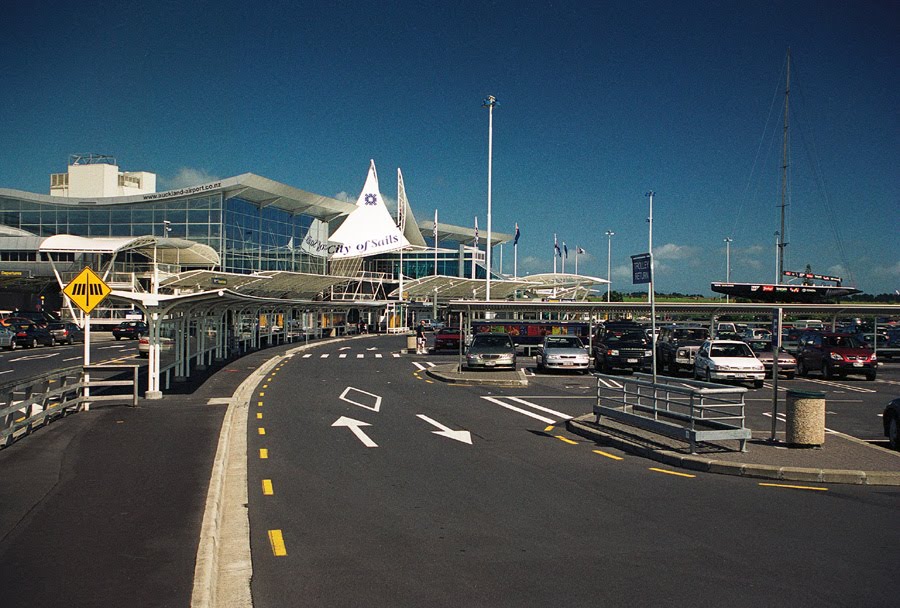 Auckland Airport 1 by Pictographer