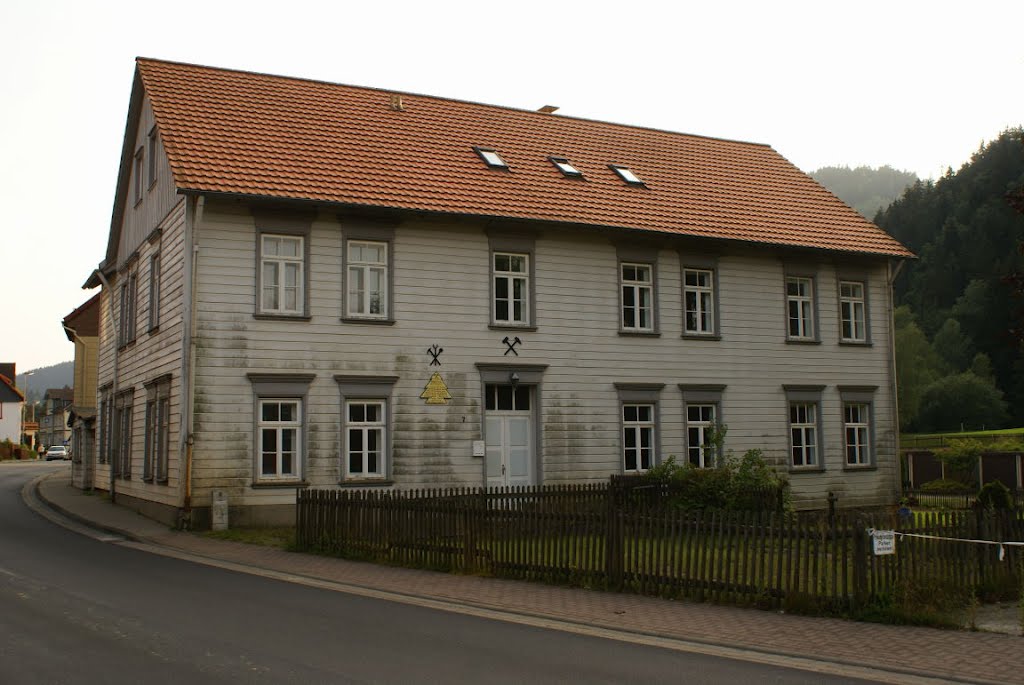 Ehemaliges Königliches Hüttenamt Lautenthal (Harz) by Atheistin