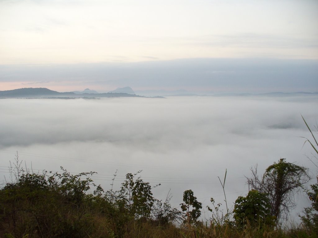 Serra do Cascalho by Tedd Santana