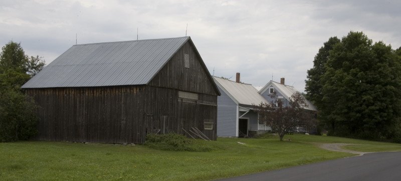 Shattuck Hill Farm by gbuzzell