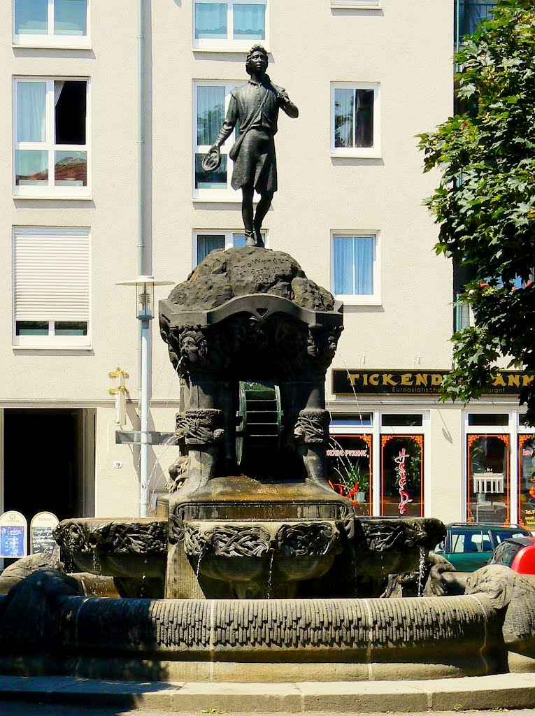 Dresden OT Plauen - Der Müller-Brunnen - Das Wandern ist des Müllers Lust... by Thomas Eichler