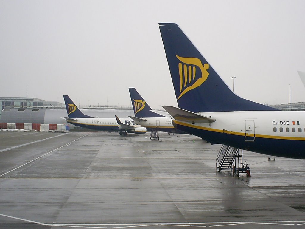 Ryanair in the 60's at stn by itnomert