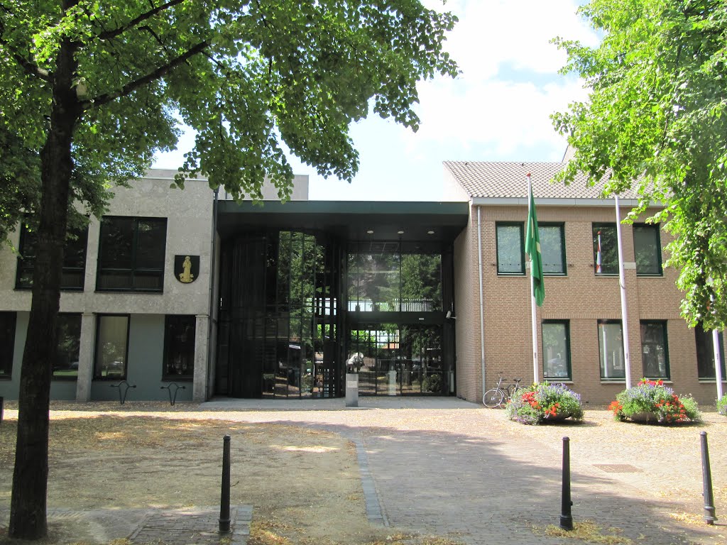 Gemeentehuis (town hall) by Willem Nabuurs