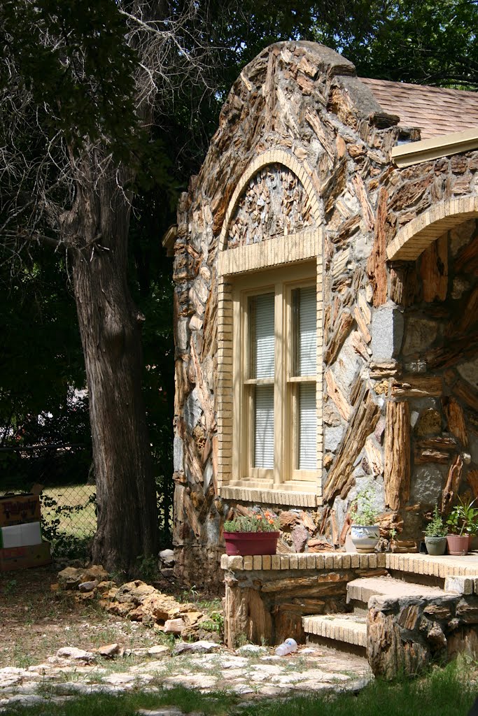 Petrified Wood Houses of Glen Rose - Texas by bevoarchitect