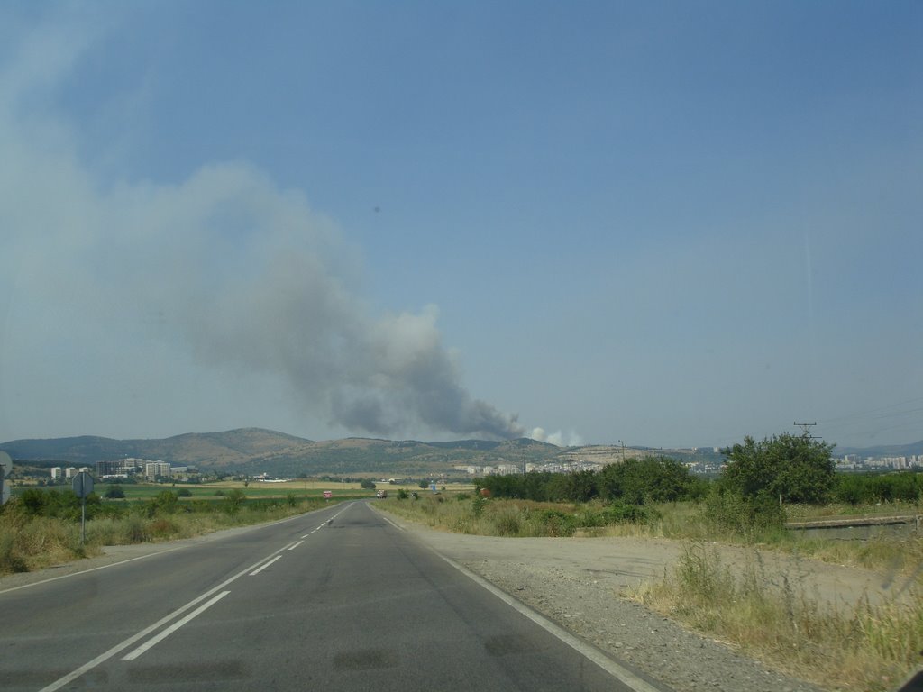 Forest fires near St.Zagora. August 2007 by Dime Nechaev