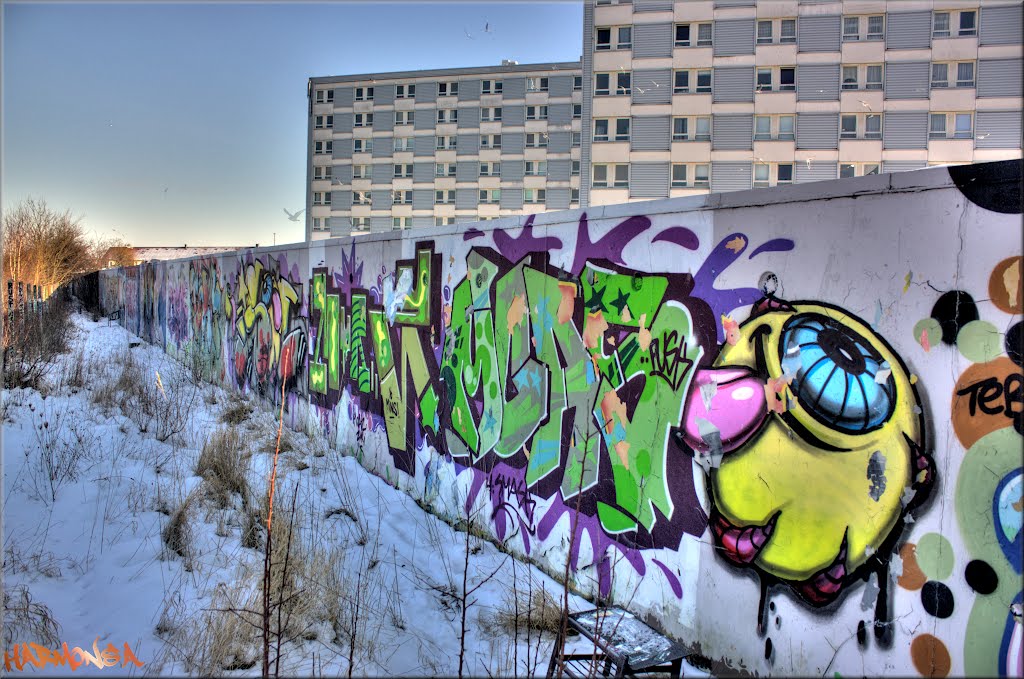 Mins, Zki, Moas. Axelborg, 8700 Horsens, Danmark. 2012 by -HARMONSA-