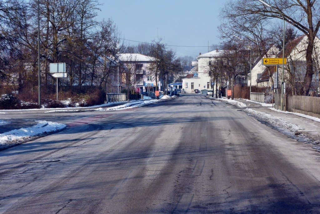 12-02-12 Aichach Bahnhofstrasse by bernstein-aic