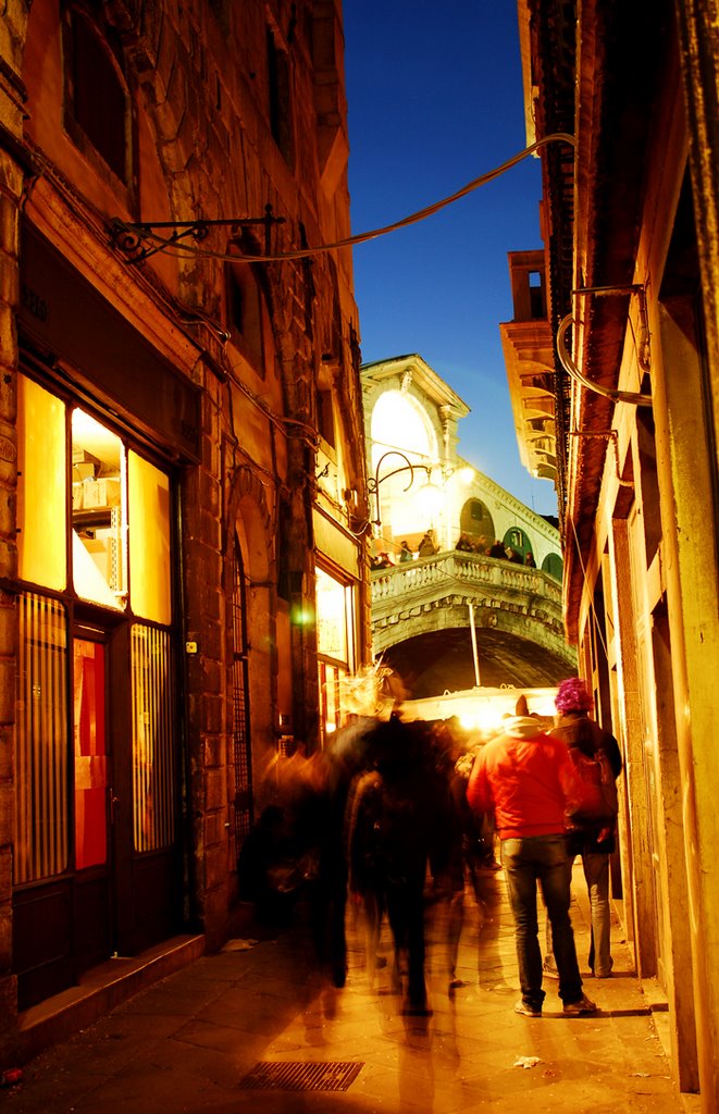 Venice view on Rialto by Basia & Jarek