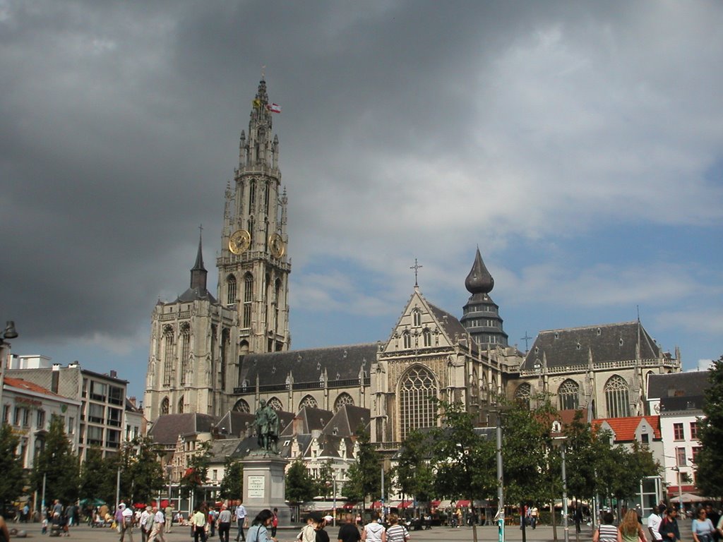 Cathèdrale of Antwerpen by Ivan Sala