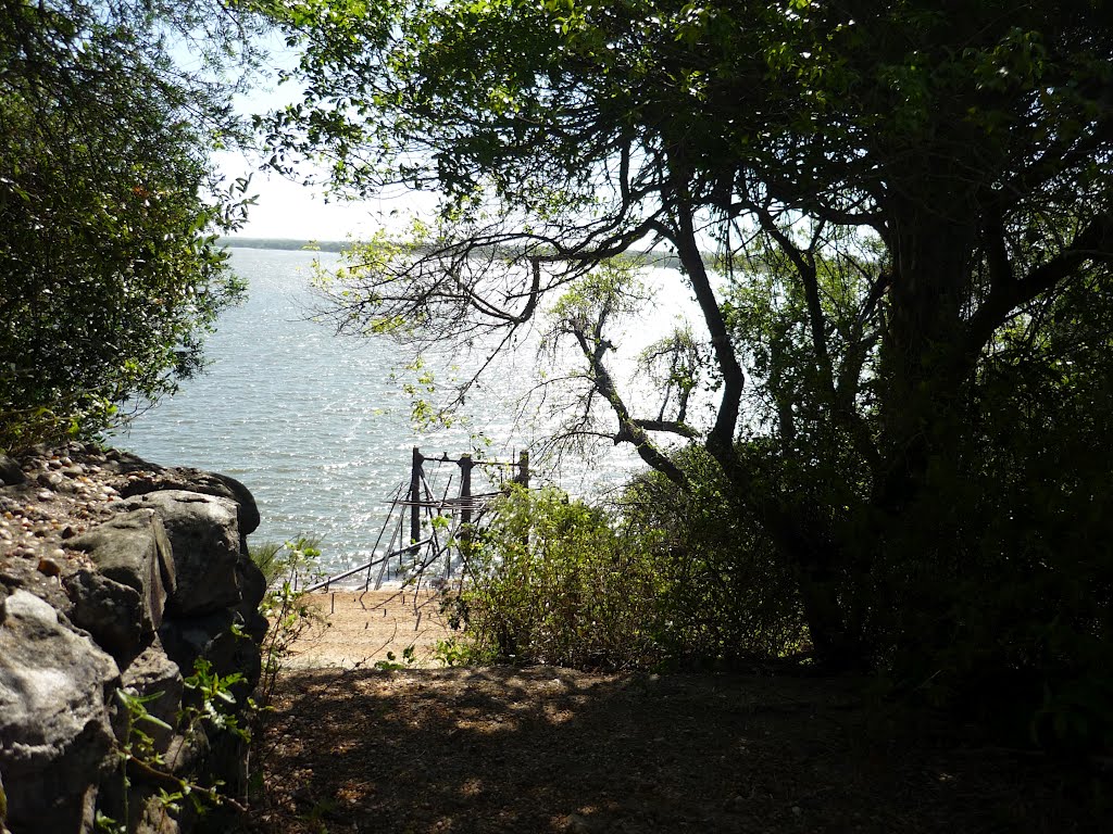 Río Uruguay. by Panza Verde