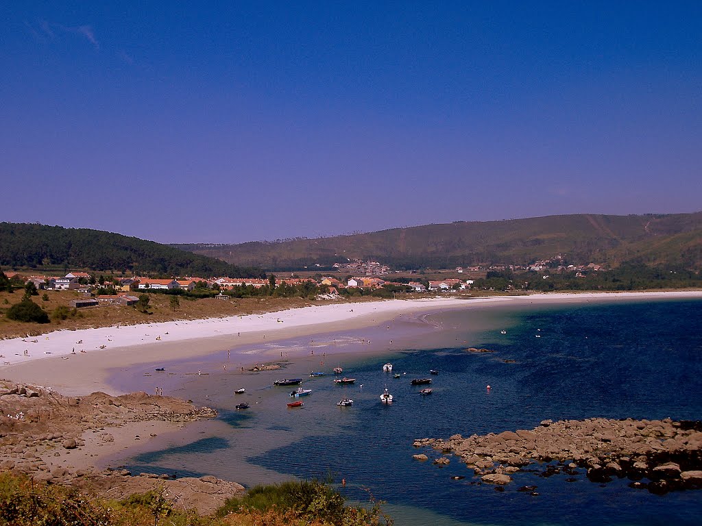 Vista da praia da Langosteira by tunante80